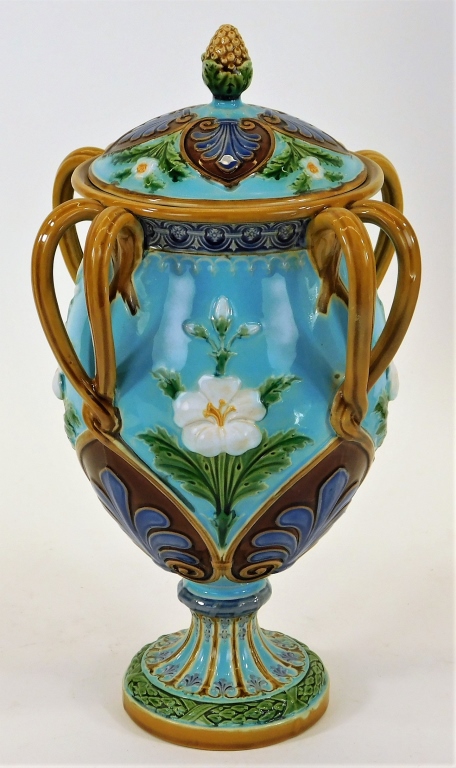 FINE MINTON ENGLISH MAJOLICA FLORAL 29b495