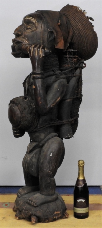 AFRICAN EFFIGY CARVED WOOD FIGURE