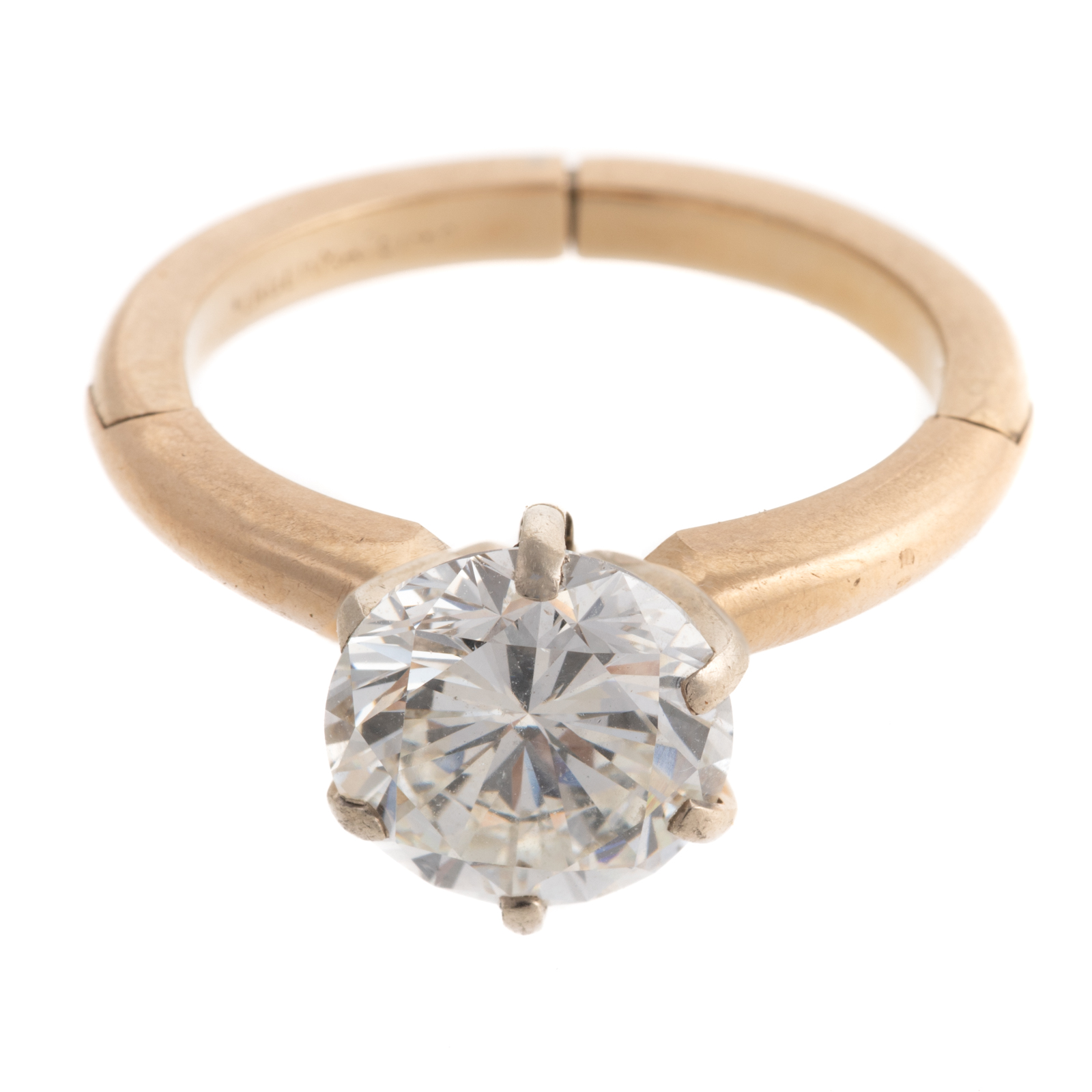 A 2.52 CT SOLITAIRE DIAMOND RING