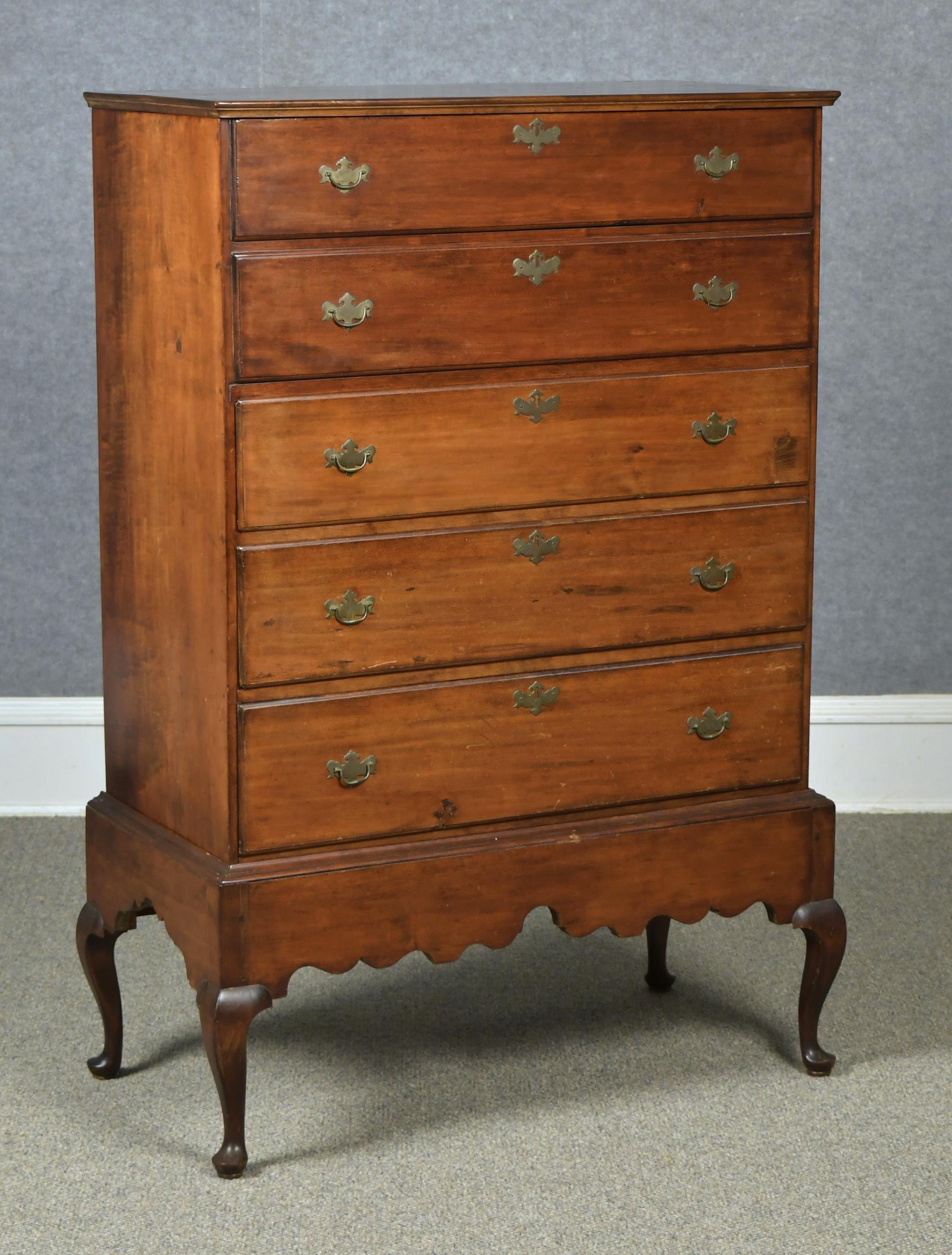 18TH C QUEEN ANNE BLANKET CHEST 29e1ca