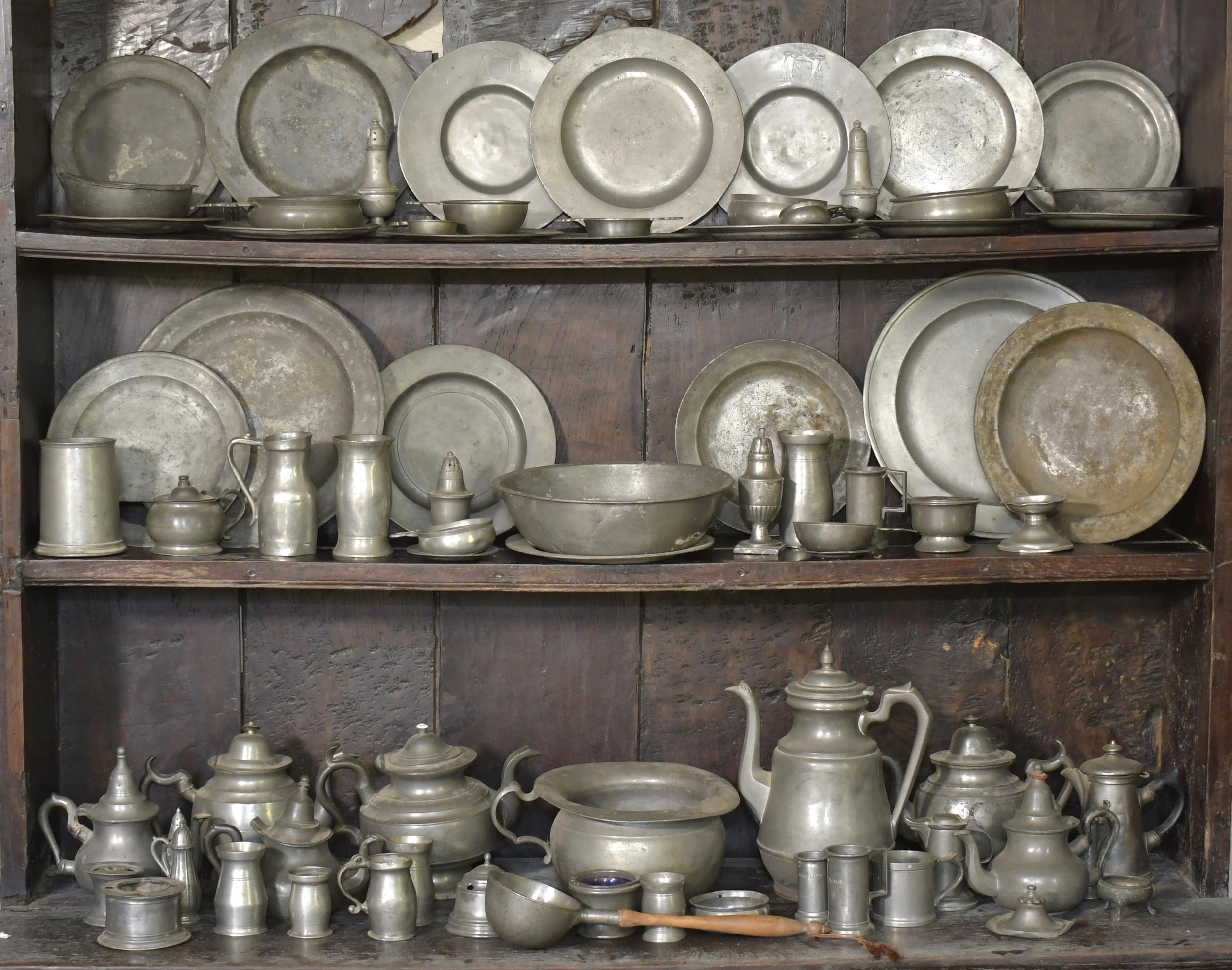 LARGE ASSORTMENT OF ANTIQUE PEWTER TABLEWARES.