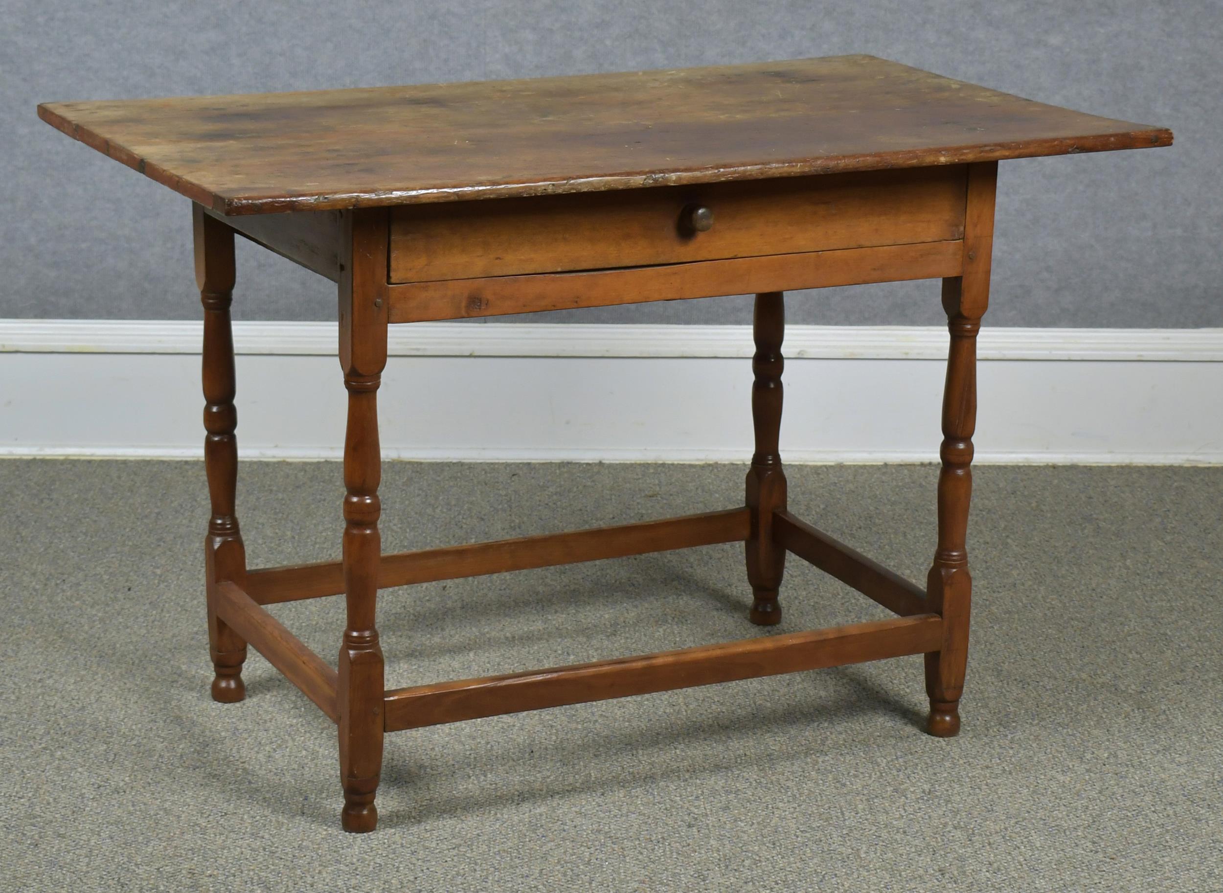 18TH C. MAPLE AND PINE TAVERN TABLE.