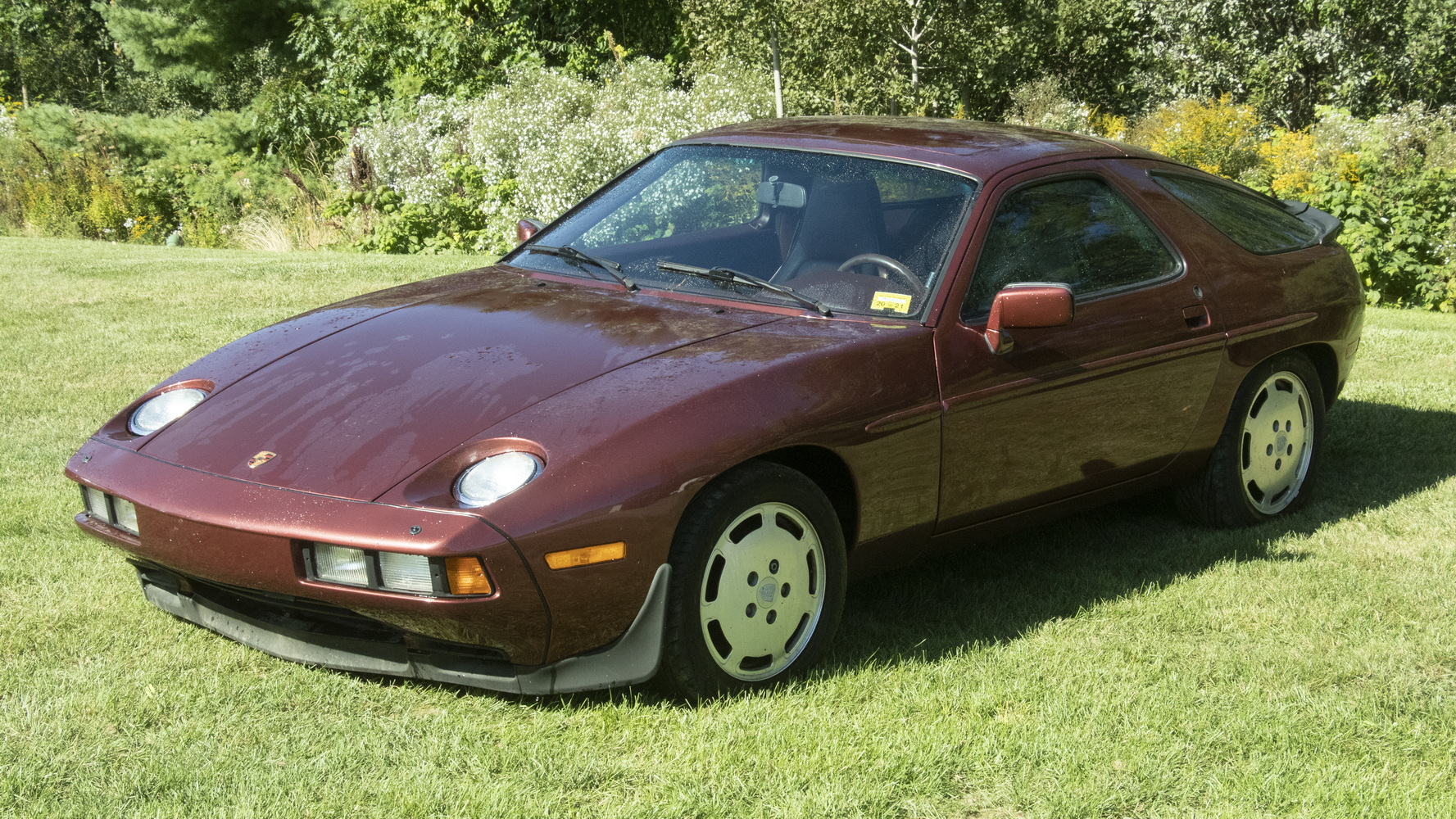 1985 PORSCHE 928S A 1985 Porsche