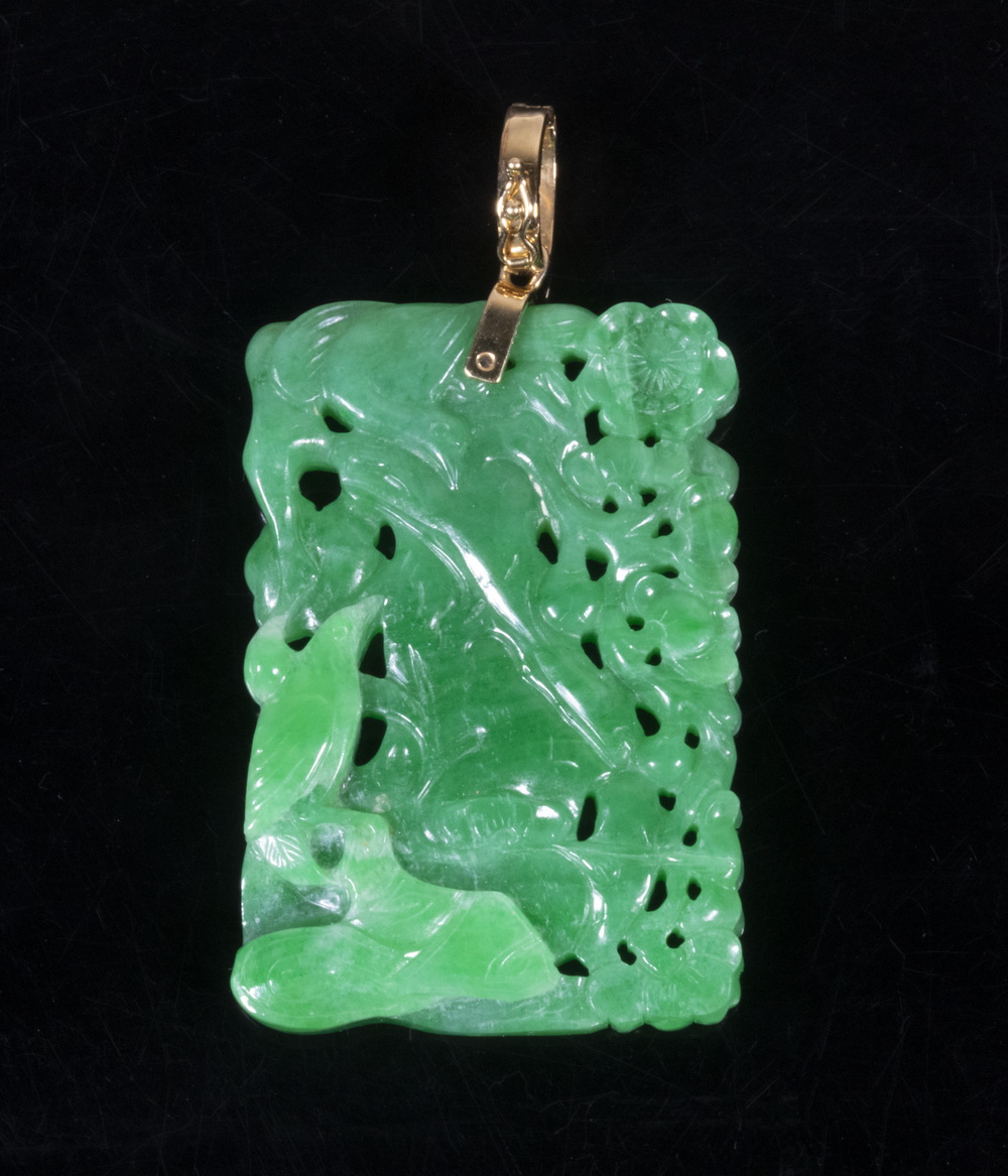 CARVED JADE PENDANT Chinese Floral 29e3d3
