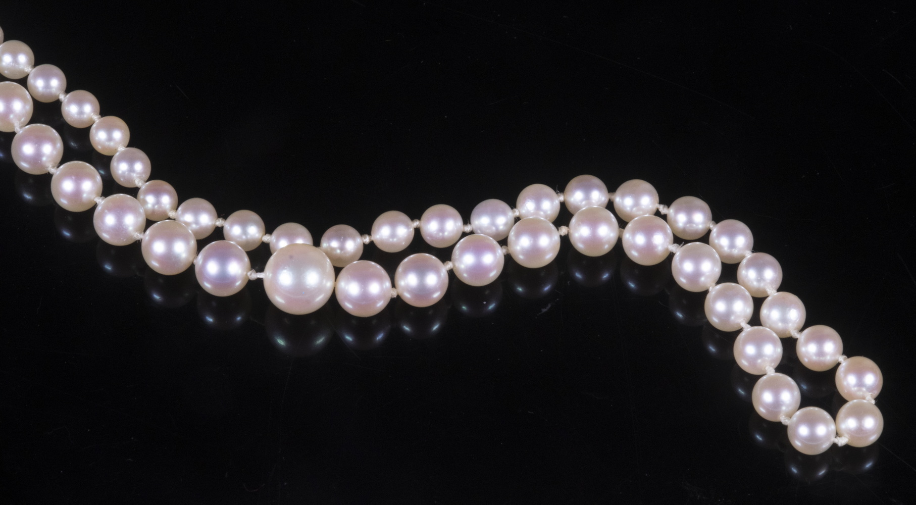 PEARL NECKLACE Single Strand of