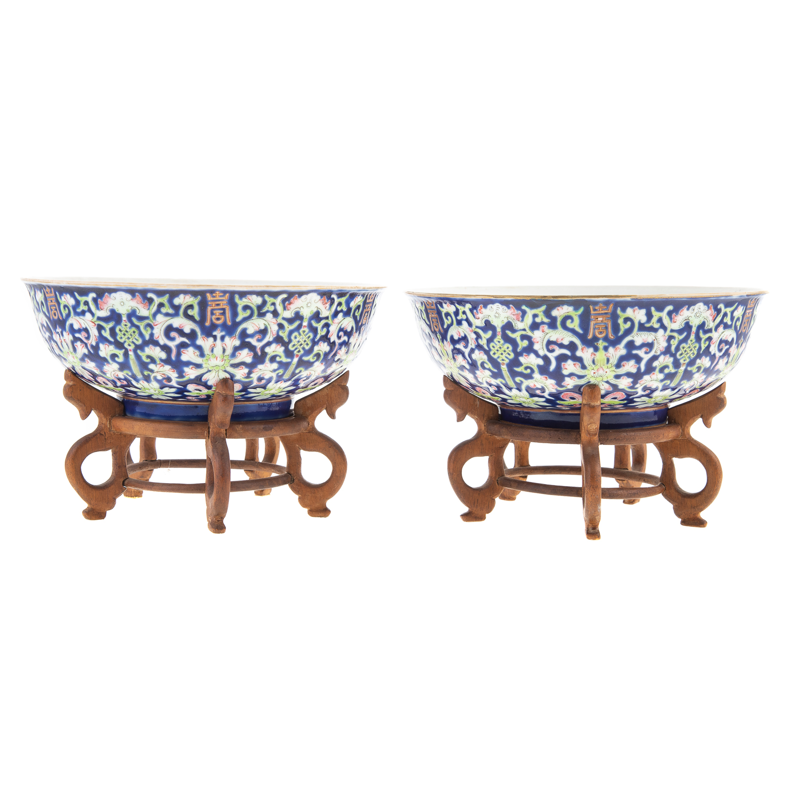 A PAIR OF CHINESE FLORAL DECORATED 29eaa8