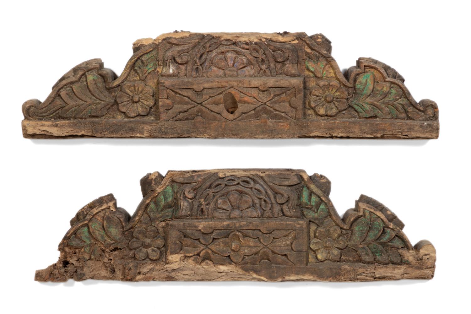 PAIR INDONESIAN CARVED ARCHITECTURAL 29f51f