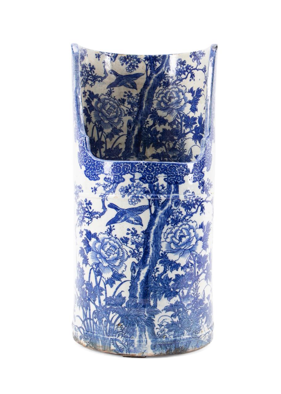 JAPANESE BLUE AND WHITE UMBRELLA STAND