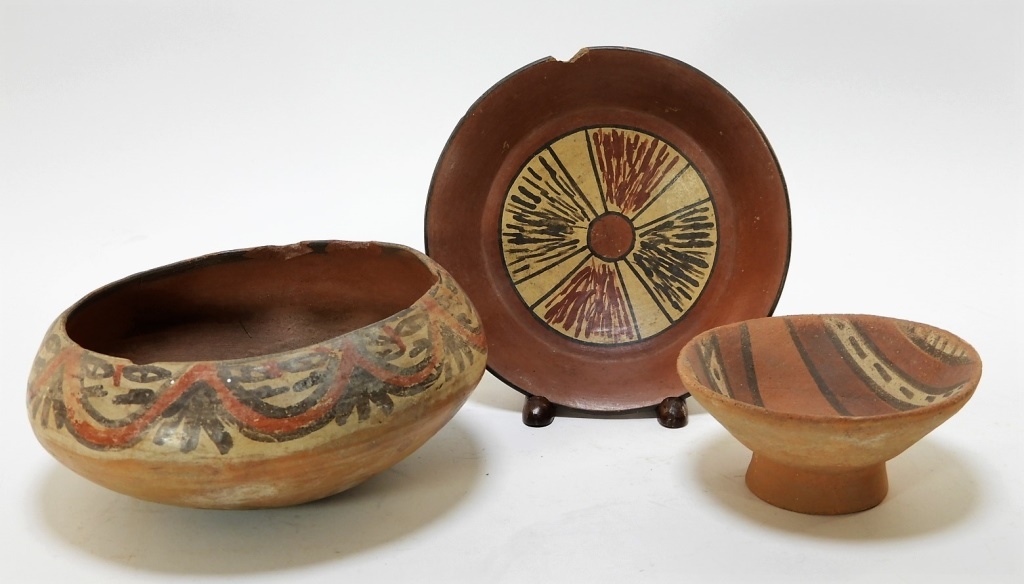 THREE PRE-COLUMBIAN POTTERY NAZCA CULTURE