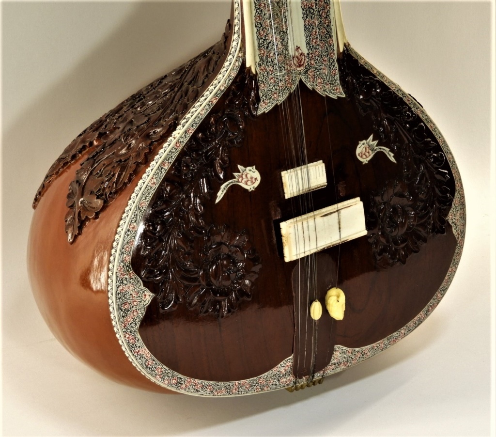 INDIAN BINA 17 STRING CARVED INLAID 29d14b