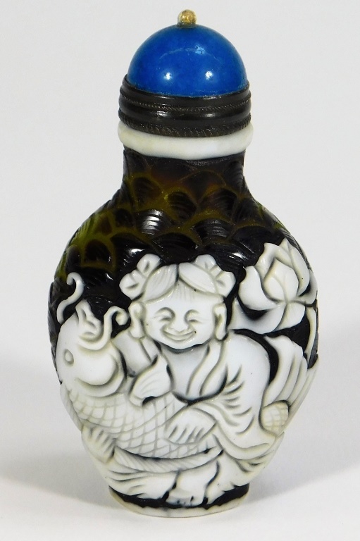 CHINESE PEKING GLASS OVERLAY BUDDHA