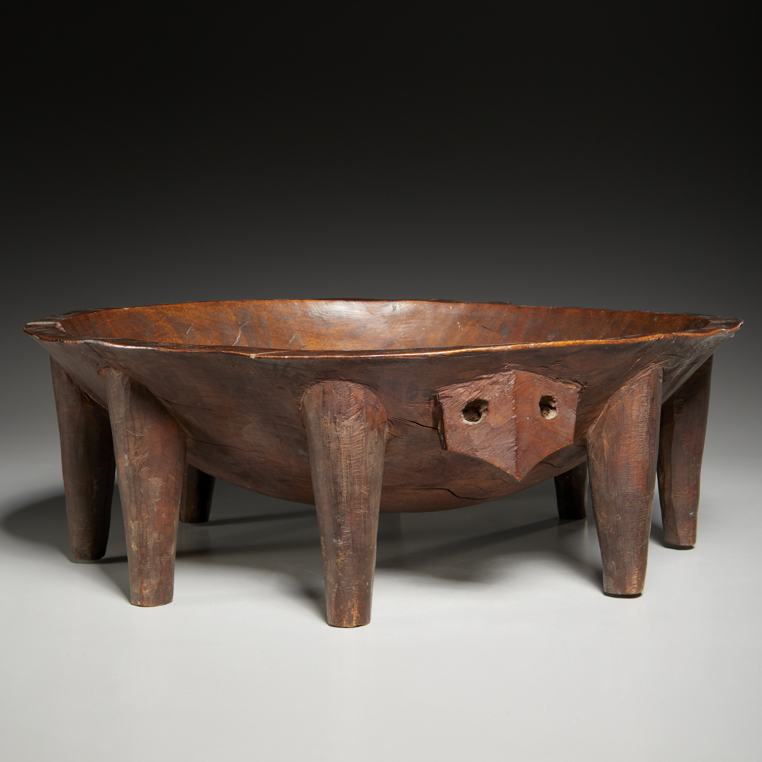 FIJIAN EIGHT-LEGGED TANOA KAVA BOWL