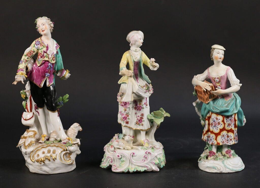 3 CHELSEA STYLE PORCELAIN FIGURES3 29d61a