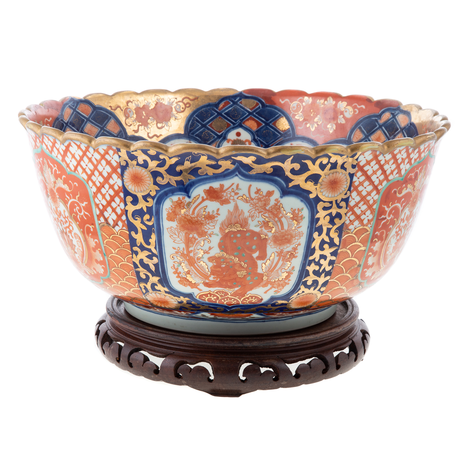 LARGE JAPANESE IMARI PORCELAIN