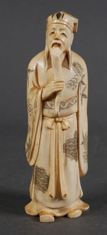 ANTIQUE CHINESE IVORY CARVINGOld 2a100d