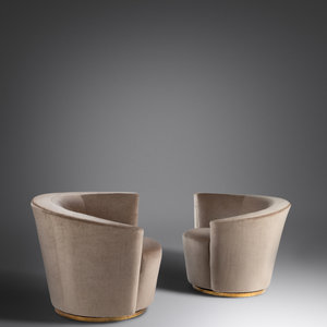 Vladimir Kagan 
Late 20th Century
Pair