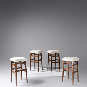 Italian
Mid 20th Century
Set of