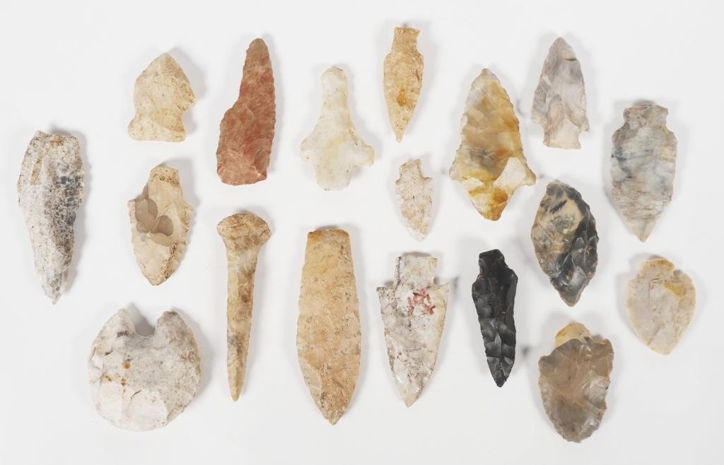 ARROWHEADS 18 PIECES FROM ESTATE 2a141a