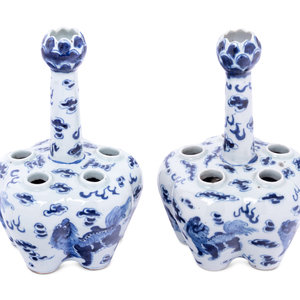 A Pair of Chinese Blue and White 2a178c