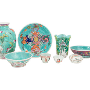 Eight Chinese Porcelain Wares Late 2a17c3