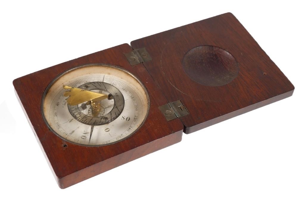 19C POCKET COMPASS SUNDIALMeasures