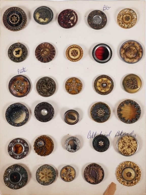 COLLECTION OF ANTIQUE BUTTONSCollection