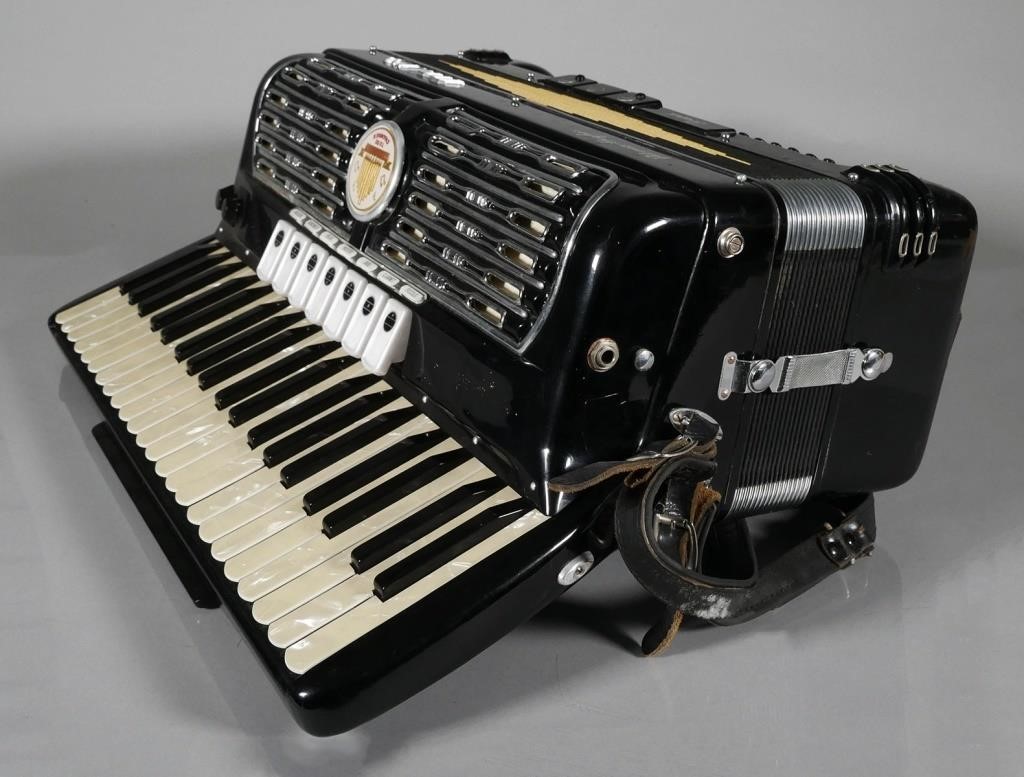 TITANO PALMER HUGHES GRAND ACCORDIONGood 2a388b