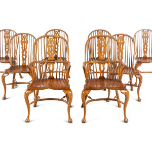 A Set of Eight Elm Windsor Chairs 20th 2a391a