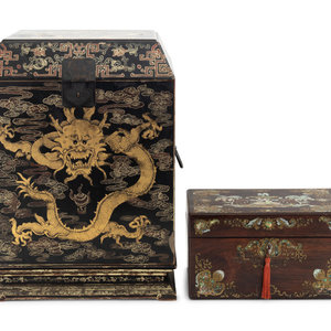 A Chinese Export Lacquer Dressing