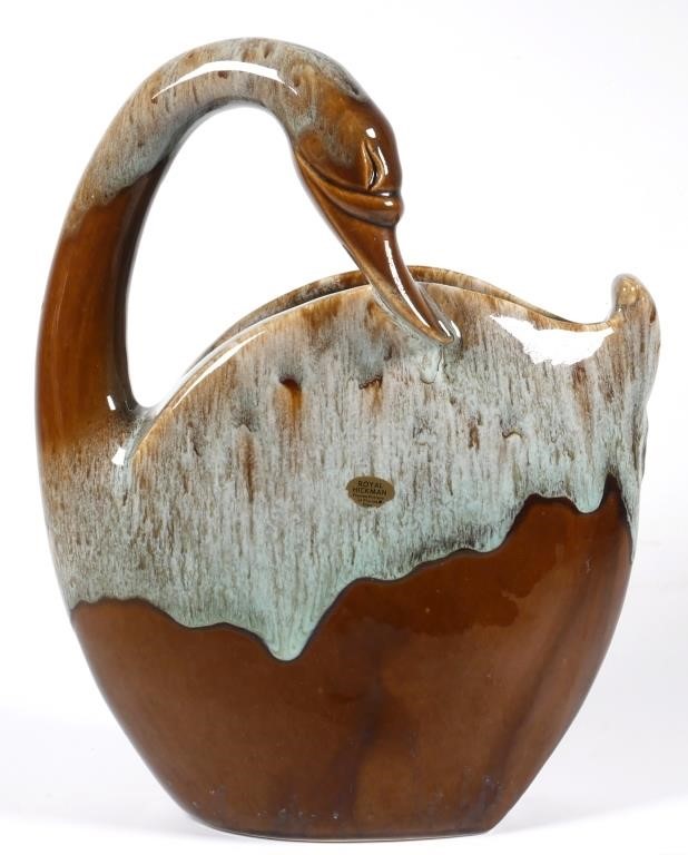 ROYAL HICKMAN ART POTTERY #624R