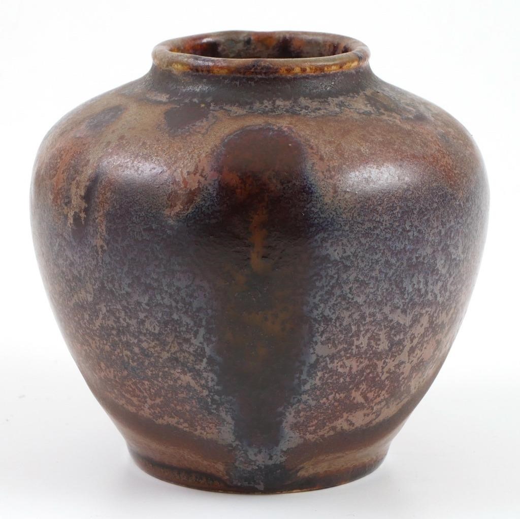 ROOKWOOD GLAZE EFFECT VASE, 1932,