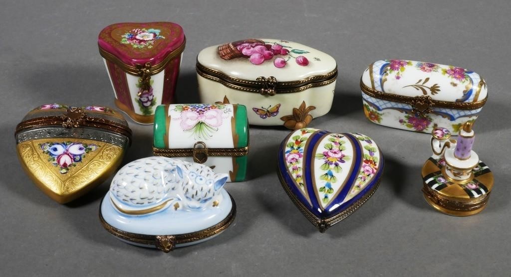  8 LIMOGES FRANCE PORCELAIN TRINKET 2a4271