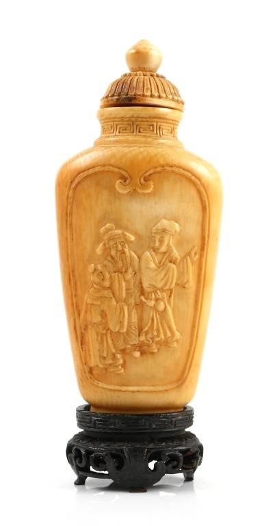 ANTIQUE CHINESE IVORY RELIEF CARVED 2a4354
