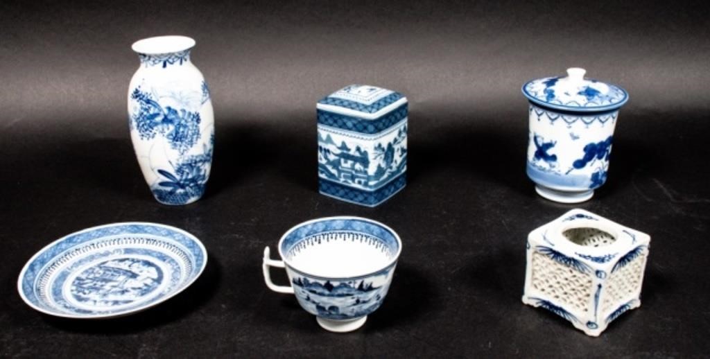 COLLECTION OF JAPANESE EXPORT PORCELAIN6