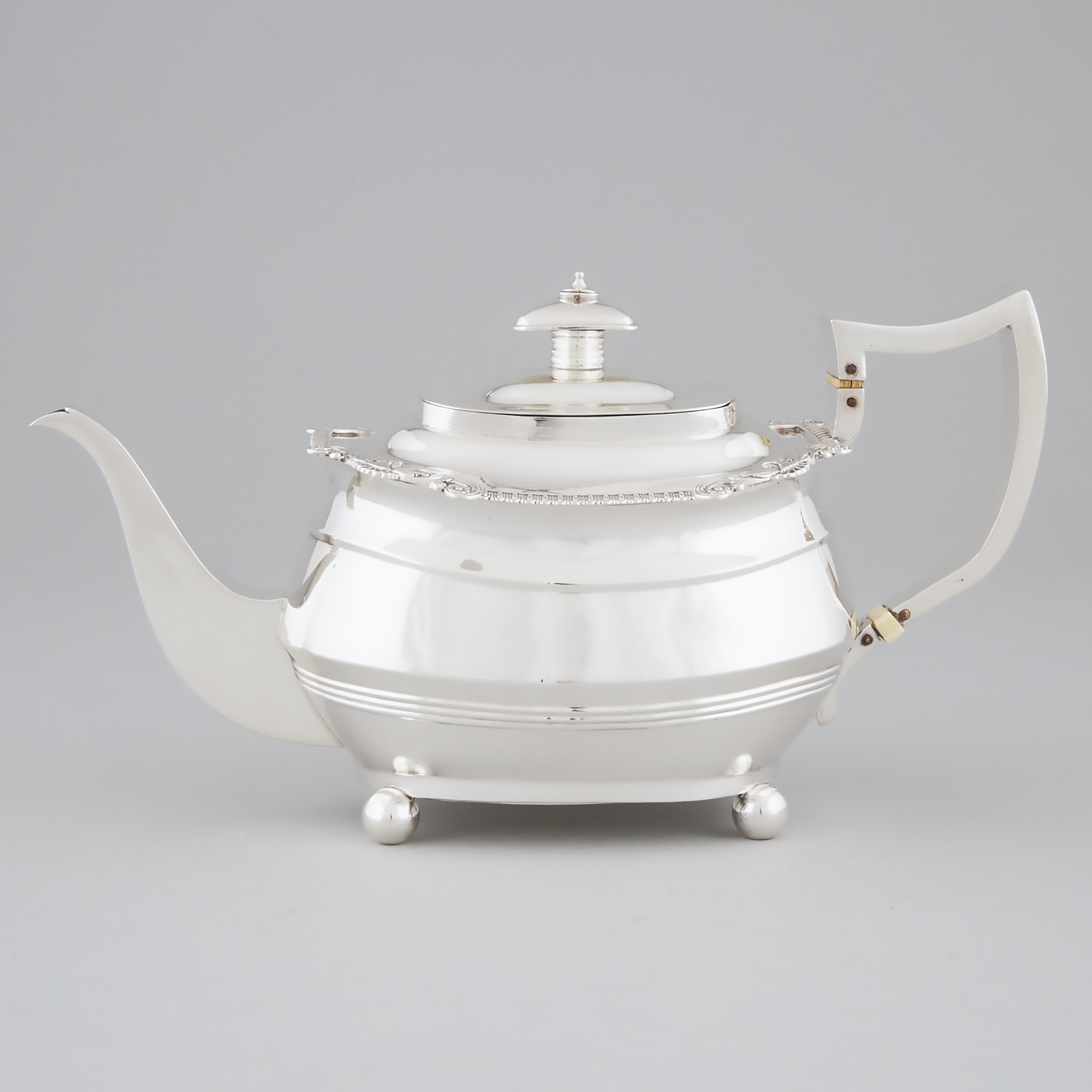 George III Silver Teapot London  2a5664