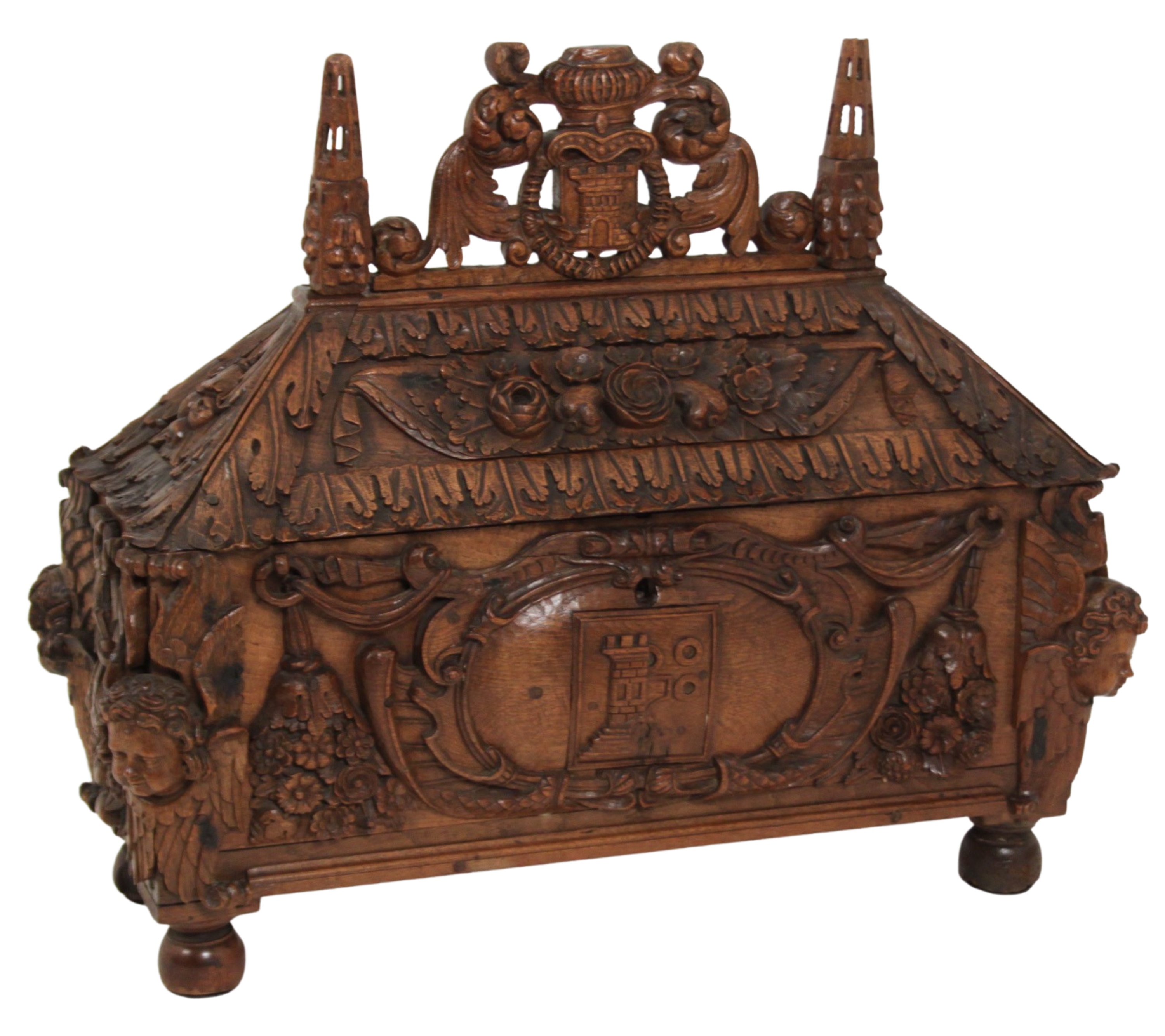 EARLY RENAISSANCE CARVED OAK CASKET 2a57eb