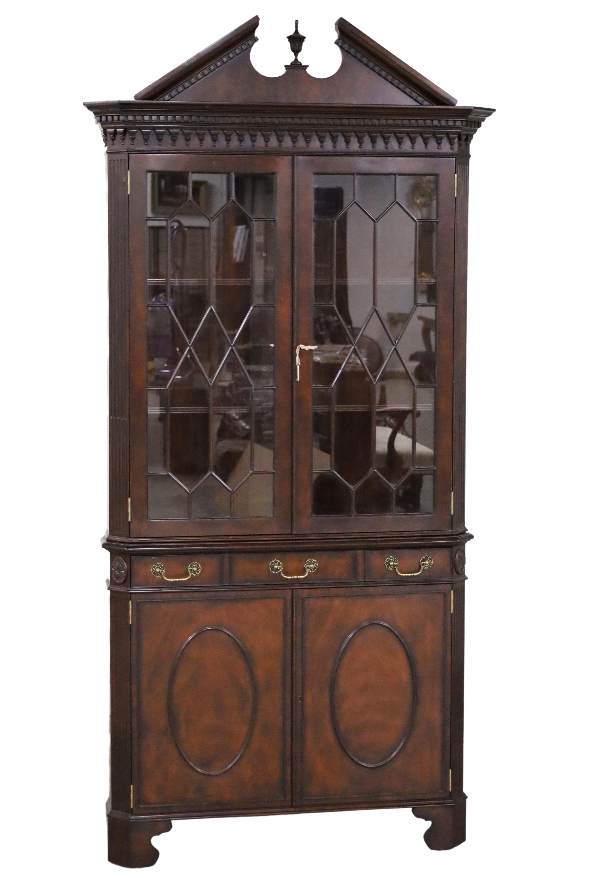 GEORGIAN MAHOGANY CORNER CABINET