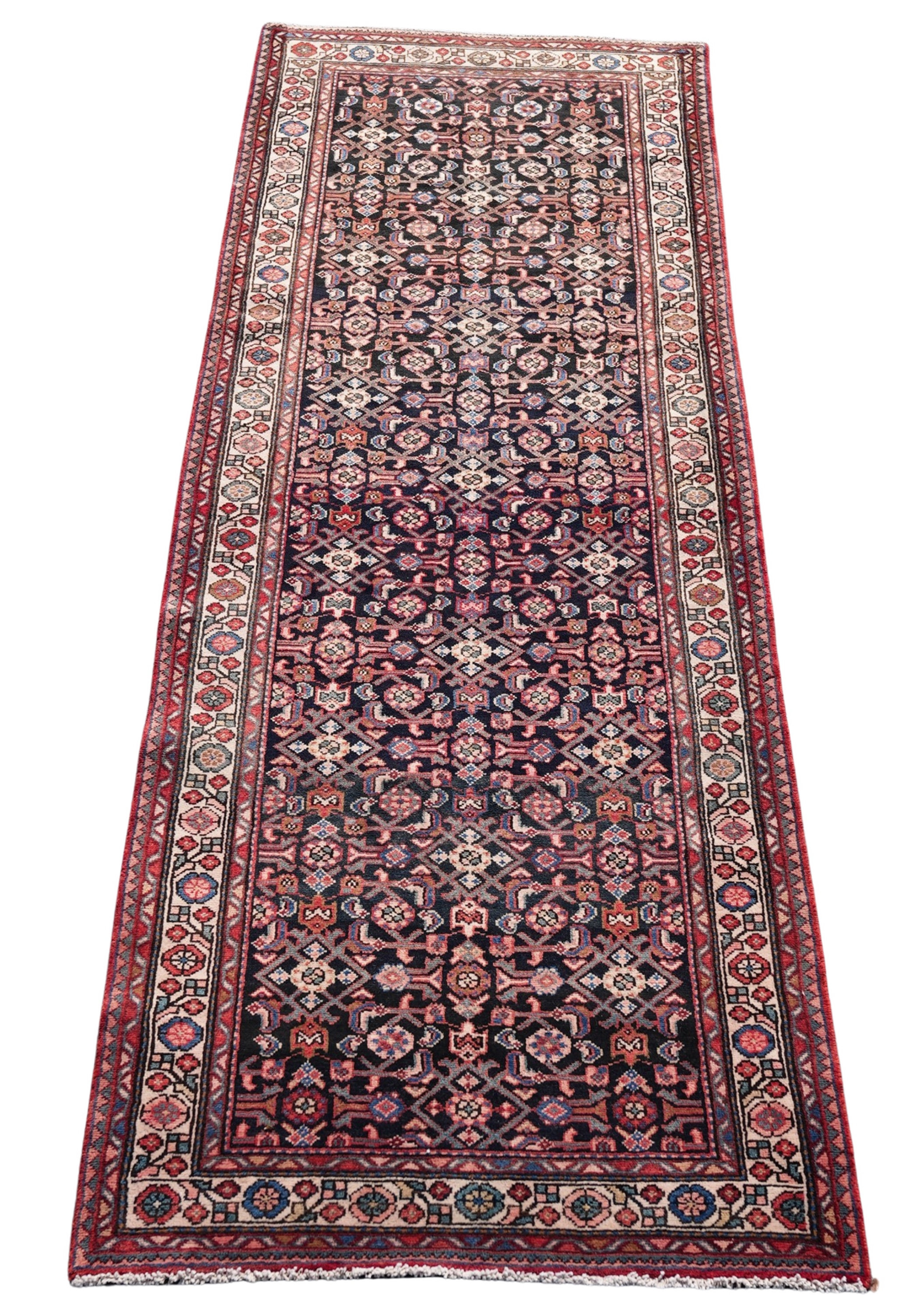 ORIENTAL RUG 3'5" X 9'10" MALAYER