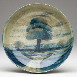 Moorcroft
English, 20th Century
Bowl
glazed