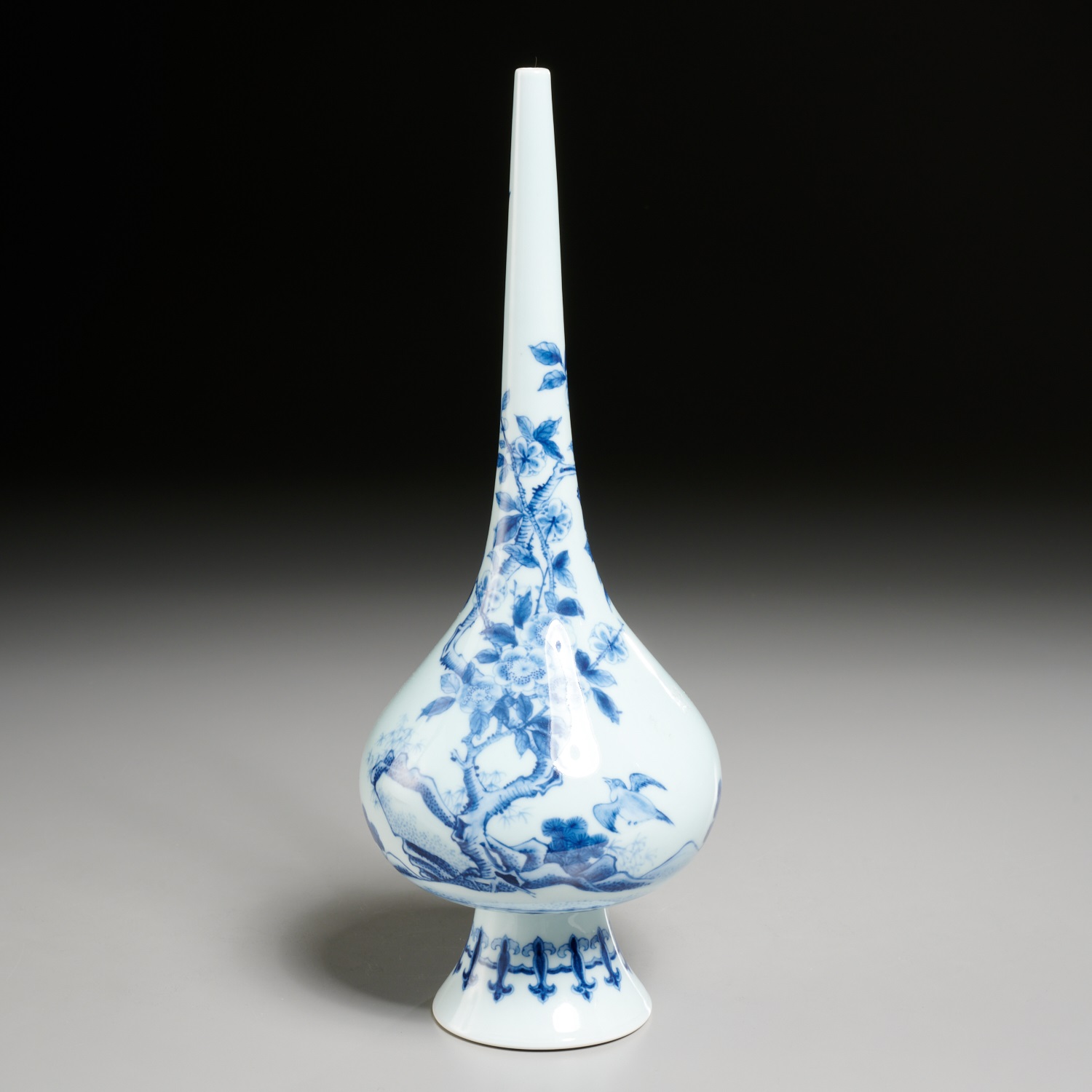 CHINESE BLUE WHITE PORCELAIN 2a5d76