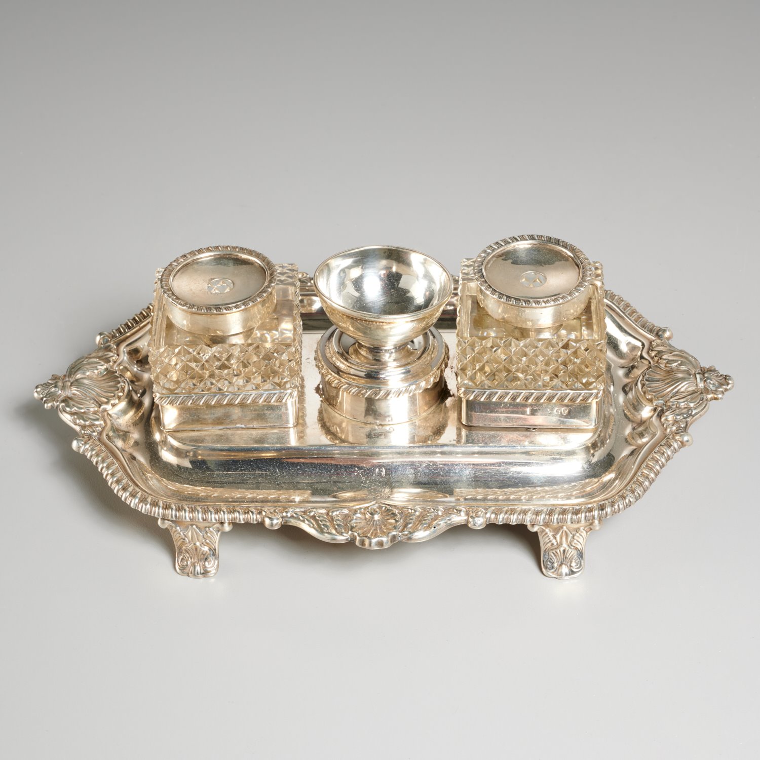 GEORGE IV STERLING SILVER INKSTAND 2a5d9c