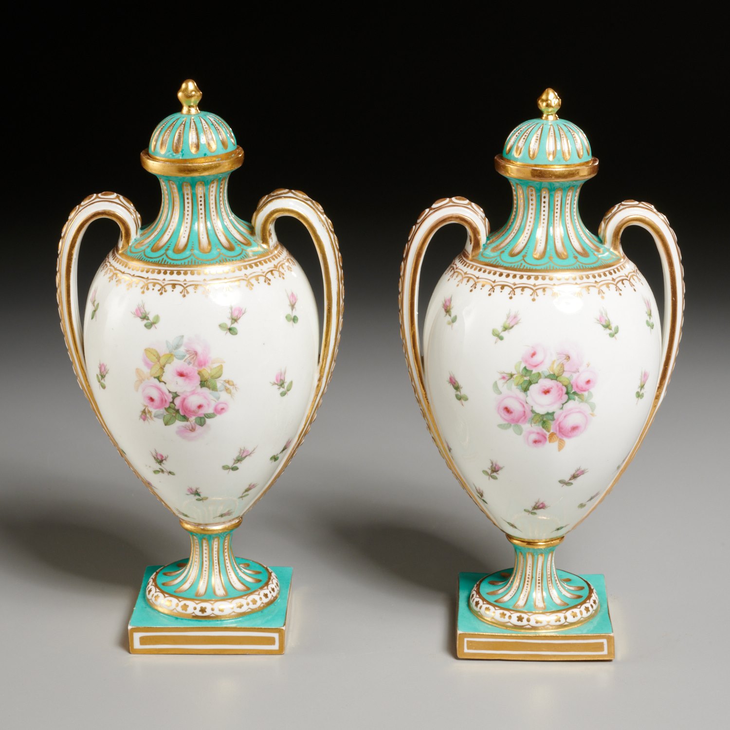 PAIR SEVRES STYLE PORCELAIN CABINET 2a5fee