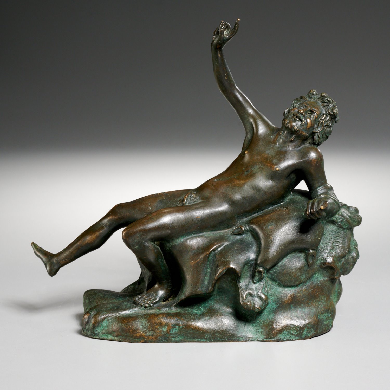 GRAND TOUR BRONZE OF RECLINING 2a6014