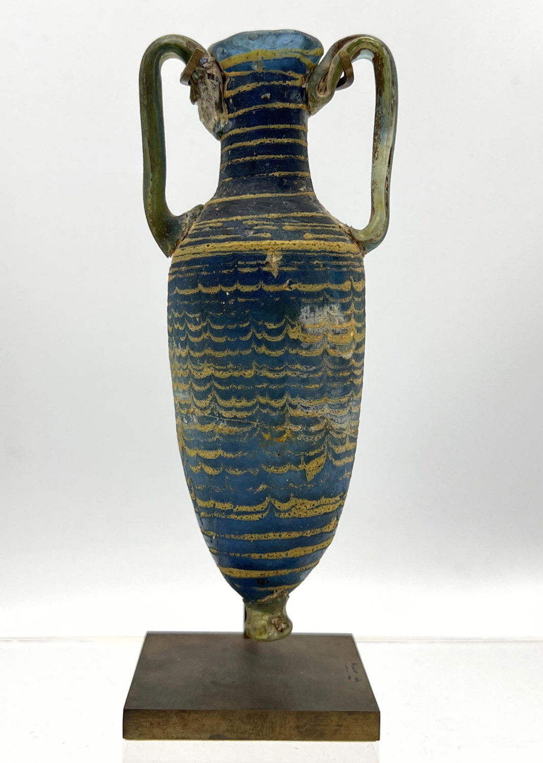 Unusual turquoise amphora vessel 2a6293