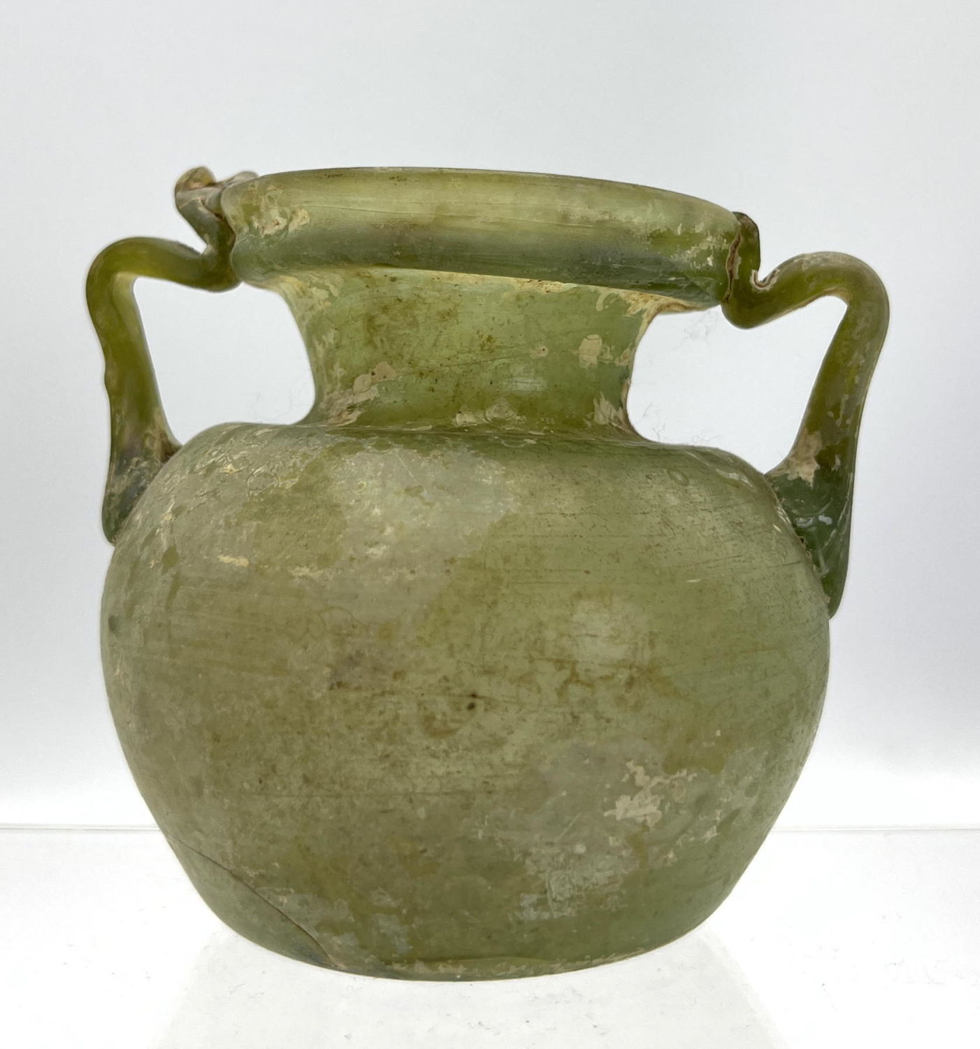 2 handled vase light green Ancient 2a6296