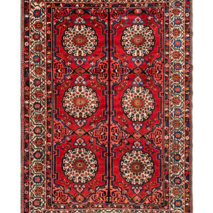 A Bakhtiari Wool Rug Circa 1920 10 2a68d4