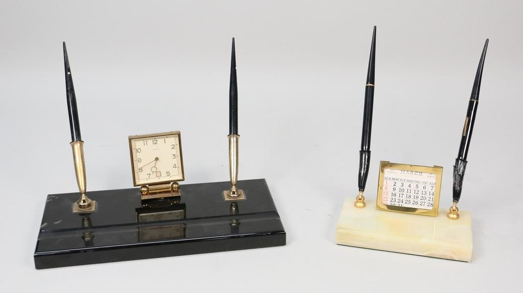 2 DESKTOP PEN STANDS2 Desktop pen