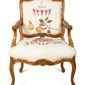 A Louis XV Style Carved Wood Fauteuil
20TH