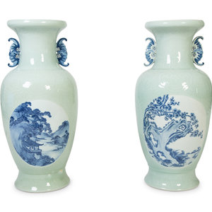 A Pair of Chinese Blue and White 2a7d6c