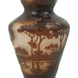 A Delatte Cameo Glass Vase 20TH 2a81d3